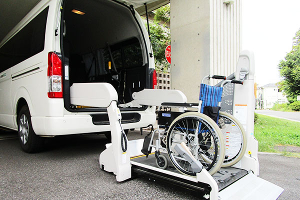 医療法人社団創造会 介護老人保健施設クレオの正職員 介護職 介護老人保健施設 デイサービスの求人情報イメージ6