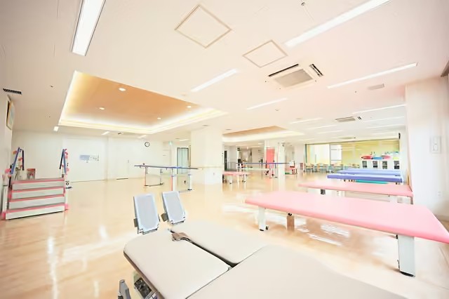 医療法人泰一会 和光リハビリテーション病院の正職員 看護助手 病院 回復期リハビリテーション病院 整形外科 放射線科 一般内科 脳神経外科 その他の診療科目の求人情報イメージ3