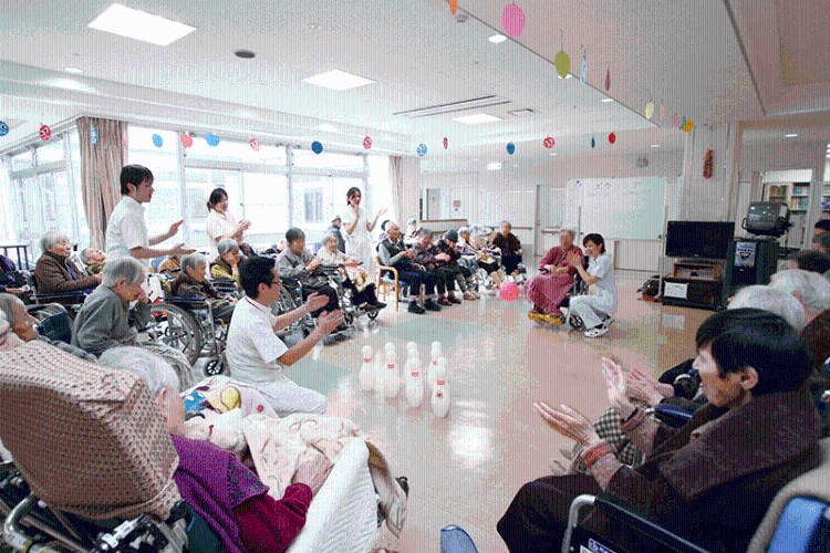 医療法人社団松和会 介護老人保健施設フレンドリー松ヶ江の正職員 介護職 介護老人保健施設の求人情報イメージ5