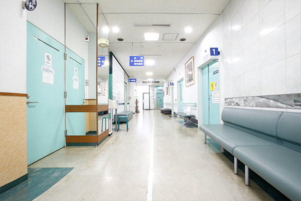 医療法人貝山仁済会 貝山中央病院の正職員 看護助手 病院 整形外科 一般内科 リウマチ科 精神科・心療内科 呼吸器内科 その他の診療科目の求人情報イメージ3