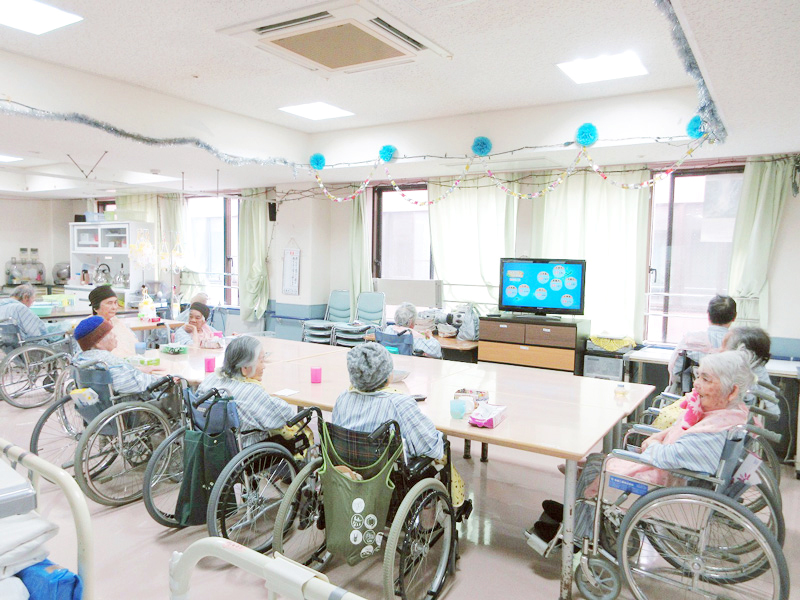 医療法人仁誠会 名嘉病院の契約職員 看護助手 病院 整形外科 眼科 消化器内科 一般外科 一般内科 皮膚科 耳鼻咽喉科 その他の診療科目の求人情報イメージ6