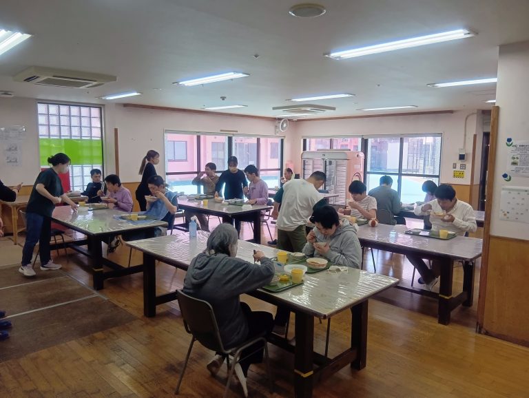 社会福祉法人心友会 障害者支援施設しいのみ園のパート・アルバイト 看護助手 障害者支援施設の求人情報イメージ2