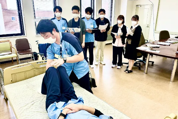 医療法人松田会 介護老人保健施設エバーグリーン・イズミの正職員 介護職 介護老人保健施設の求人情報イメージ6
