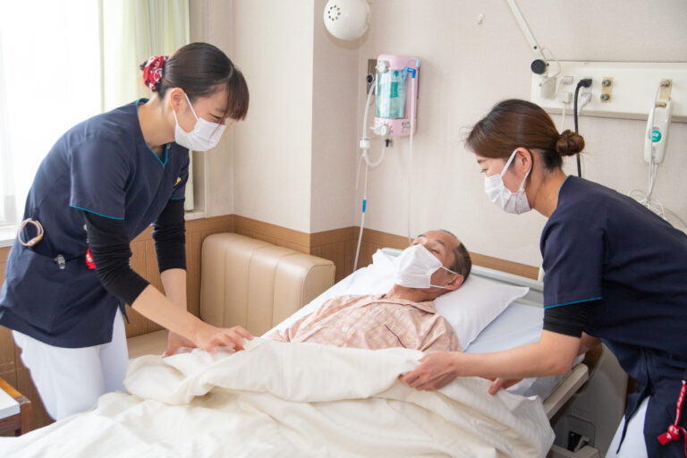 医療法人関越中央病院 関越中央病院の正職員 看護助手 病院 急性期病棟 整形外科 放射線科 消化器内科 消化器外科 一般外科 一般内科 循環器内科 泌尿器科 脳神経外科 その他の診療科目の求人情報イメージ4