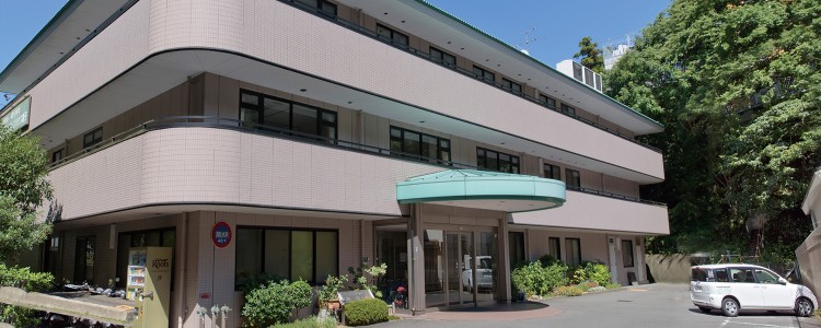医療法人社団柏信会 介護老人保健施設グリーンハウス逗子の正職員 介護職 介護老人保健施設の求人情報イメージ1