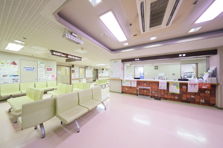医療法人小林病院 小林病院のパート・アルバイト 看護助手 病院 急性期病棟 回復期リハビリテーション病院 整形外科 産婦人科 放射線科 消化器内科 一般外科 一般内科 循環器内科 リウマチ科 皮膚科 泌尿器科 その他の診療科目の求人情報イメージ2