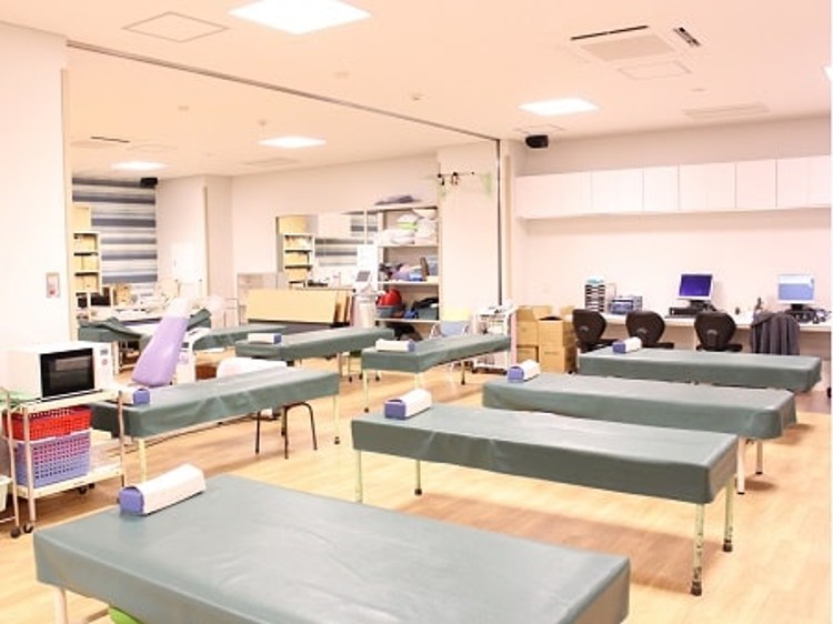医療法人財団岩井医療財団 岩井整形外科病院の正職員 医師事務作業補助者 病院 急性期病棟 整形外科 放射線科 消化器内科 一般内科 循環器内科 リウマチ科 その他の診療科目の求人情報イメージ4