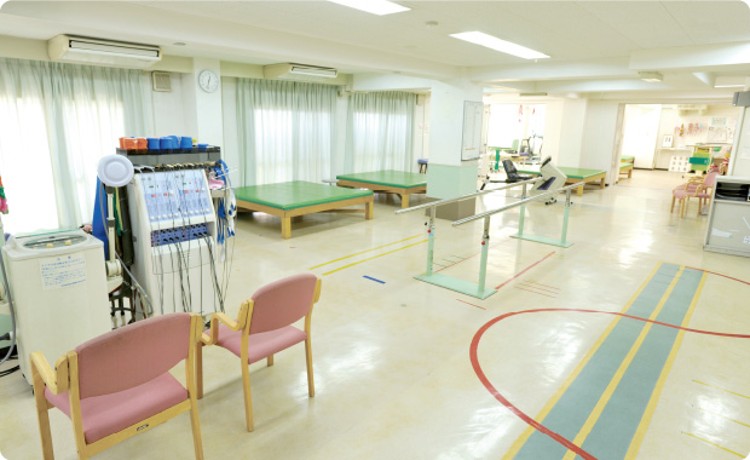 医療法人昌峰会 加藤病院の正職員 看護助手 病院 回復期リハビリテーション病院 整形外科 一般外科 一般内科 皮膚科 美容外科・美容皮膚科 その他の診療科目の求人情報イメージ4