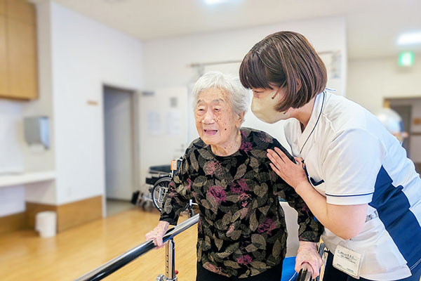 医療法人社団創造会 介護老人保健施設クレオの正職員 介護職 介護老人保健施設 デイサービスの求人情報イメージ3