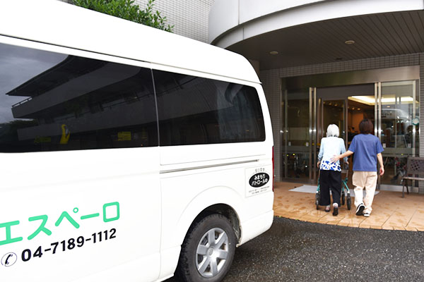 医療法人社団創造会 介護医療院エスペーロの正職員 介護職 介護医療院 デイサービスの求人情報イメージ6