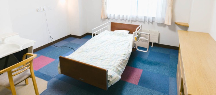 社会医療法人社団愛心館 介護老人保健施設プラットホームの正職員 介護職 介護老人保健施設の求人情報イメージ3