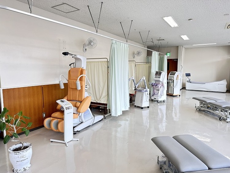 医療法人結護会 中央外科クリニックの正職員 看護助手 クリニック 整形外科 消化器内科 一般外科 一般内科 その他の診療科目の求人情報イメージ3