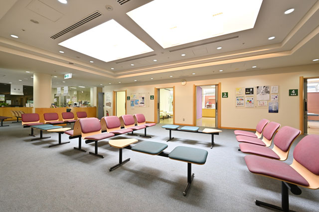 財団医療法人十全会 上野病院の正職員 看護助手 病院 循環器内科 皮膚科 美容外科・美容皮膚科 その他の診療科目の求人情報イメージ2