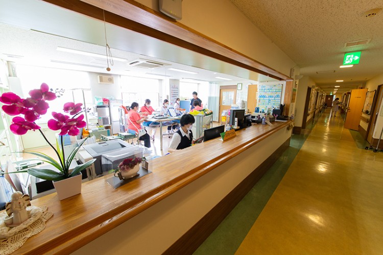 一般財団法人やまとコミュニティホスピタル 光ヶ丘スペルマン病院の正職員 看護助手 病院 産婦人科 一般内科 リウマチ科 皮膚科 その他の診療科目の求人情報イメージ2