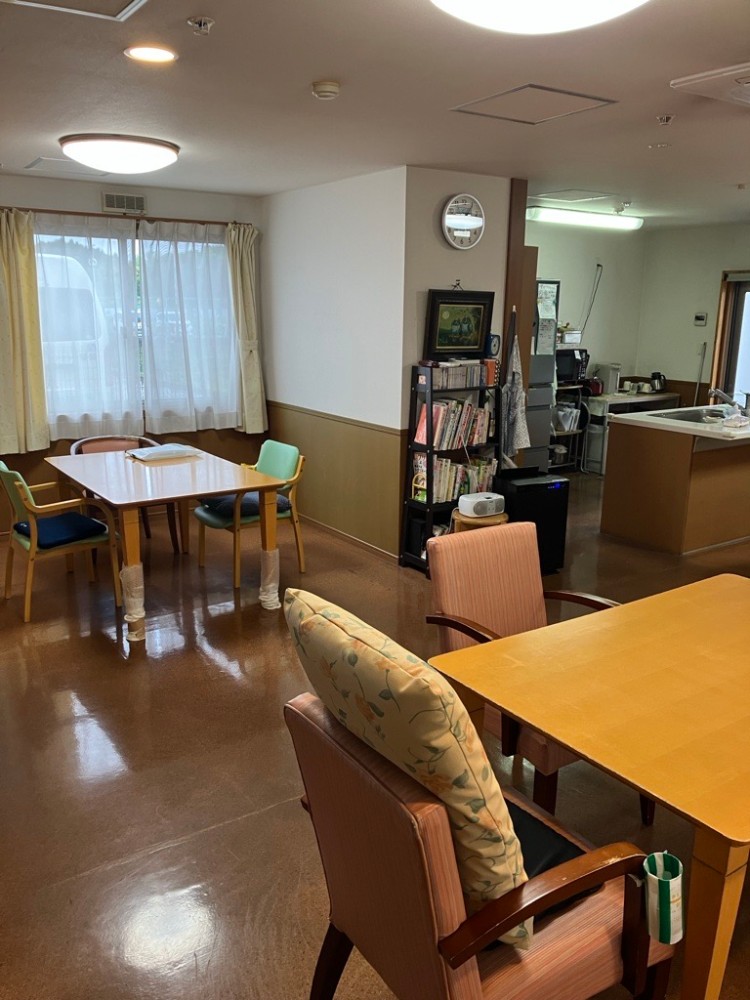 医療法人社団創造会 ケアプラザ柴崎の正職員 介護職 グループホームの求人情報イメージ2